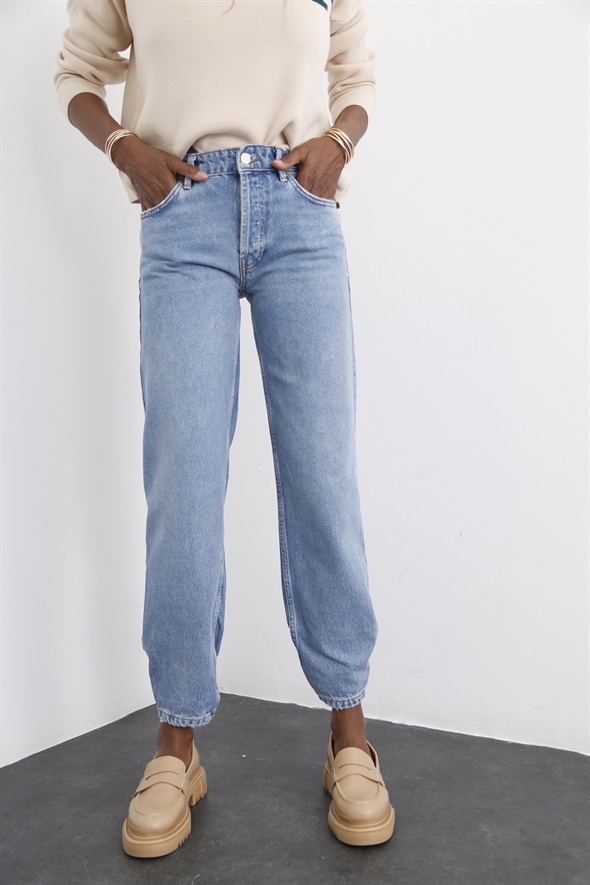 Açık Mavi Orta Bel Straight Fit Jean 