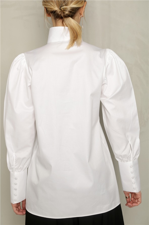 Beyaz Yarım Biritli Gömlek-6001