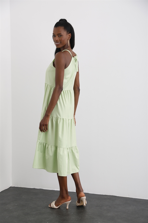 Fıstık Yeşili Halter Yaka Katlı Elbise 3501