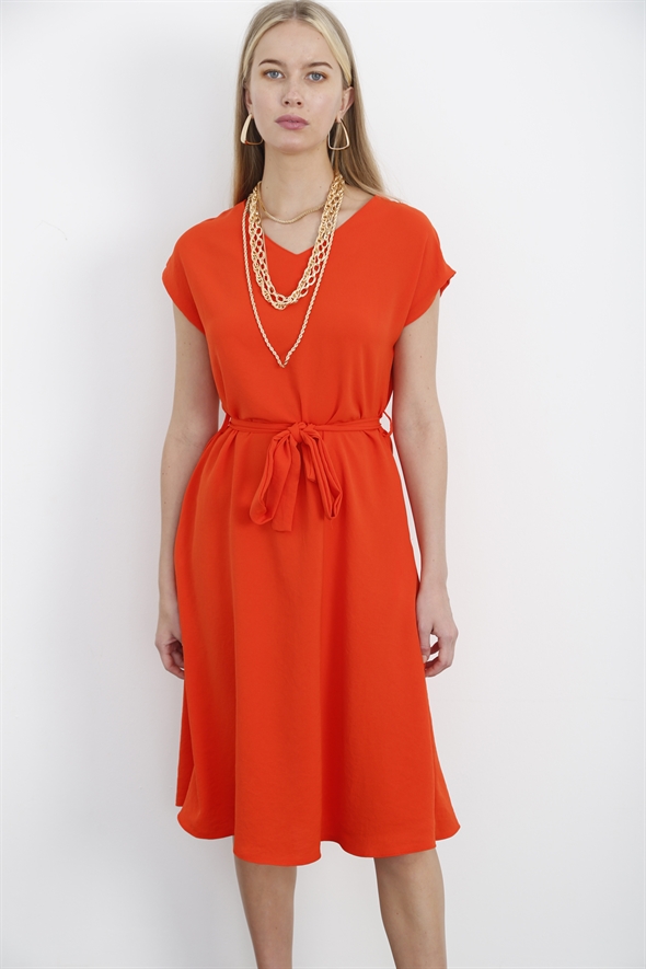 Oranj V Yaka Kuşaklı Elbise 24837