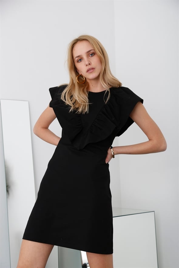 Siyah Fırfırlı Mini Elbise 