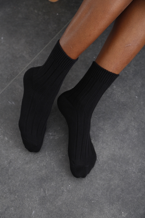Siyah Fitilli Pamuk Çorap 
