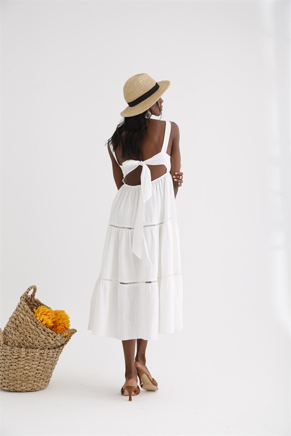 Beyaz Sırtı Bağlamalı Astarlı Elbise 
