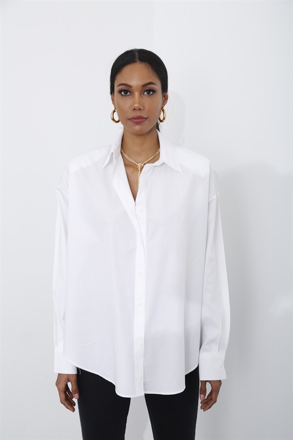 Beyaz Vatkalı Oversize Gömlek 2305