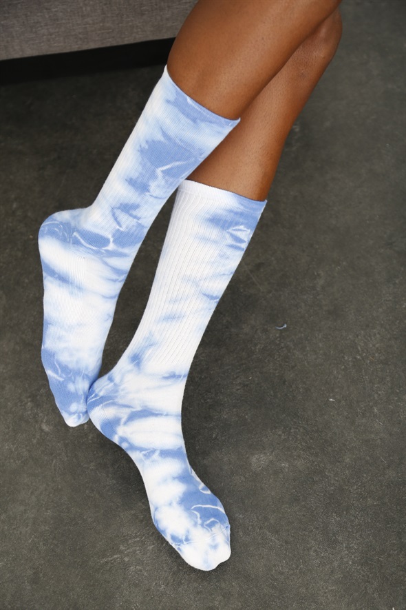 Mavi Batik Desenli Çorap 