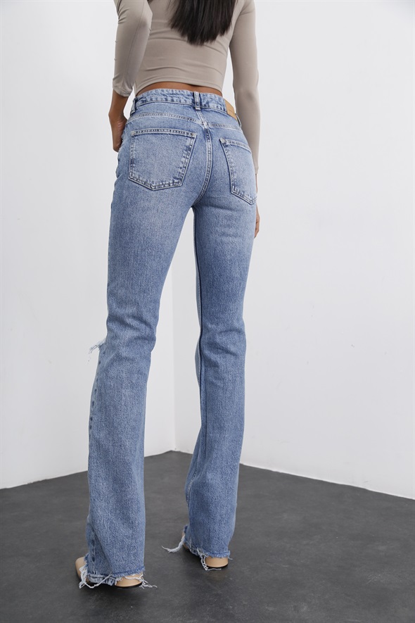 Mavi Yüksek Bel Yırtıklı Straight Fit Jean 