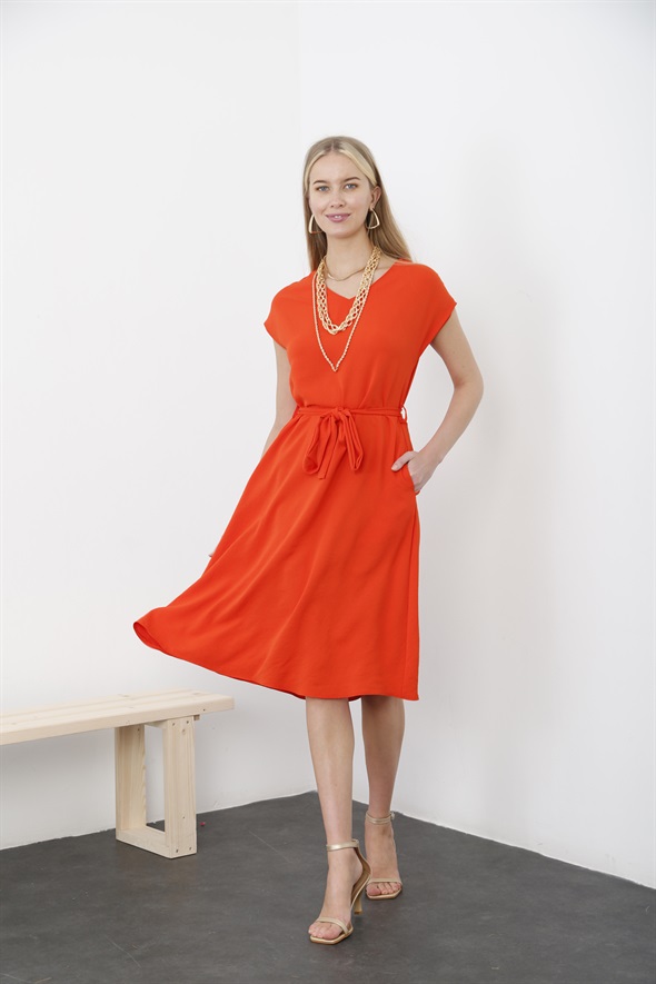 Oranj V Yaka Kuşaklı Elbise 24837