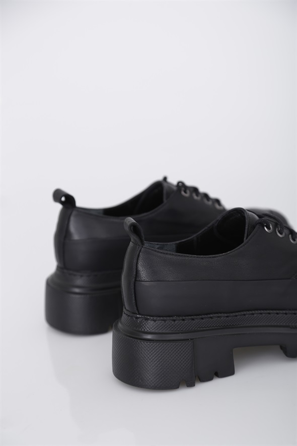 Siyah Ayakkabı-043 