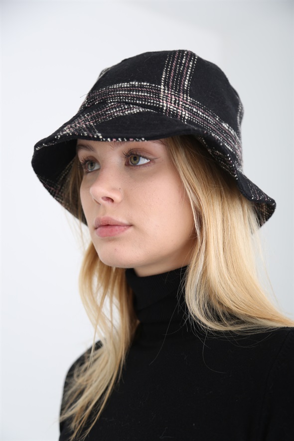 Siyah-Beyaz Bucket Şapka 13501