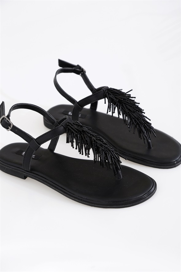Siyah Boncuk İşlemeli Sandalet 248