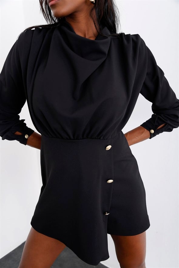 Siyah Degaje Yaka Şort Elbise 3079