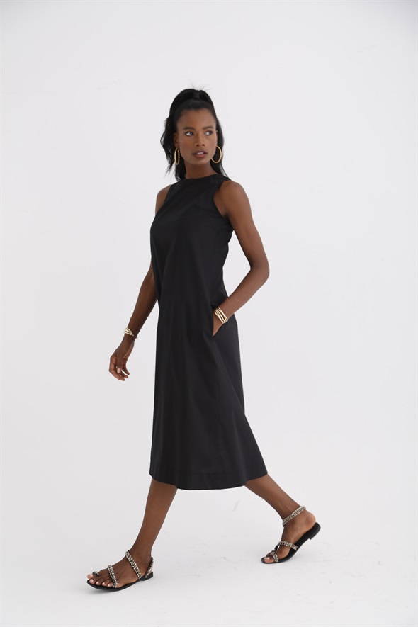 Siyah Kolsuz Poplin Elbise 8020