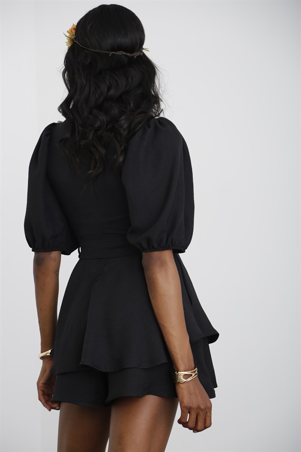 Siyah Kuşaklı Volanlı Şort Elbise 0120