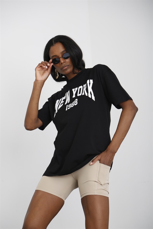 Siyah New York Baskılı Tshirt 3700