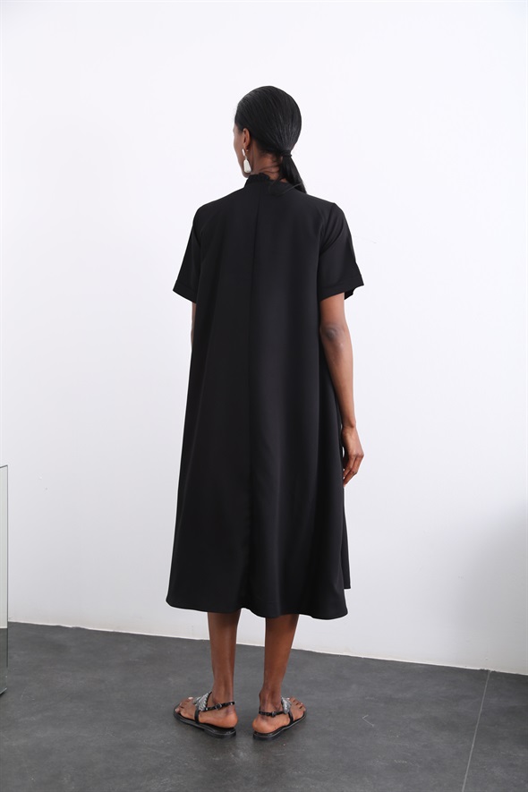 Siyah Önü Fermuarlı Katlı Elbise 1993