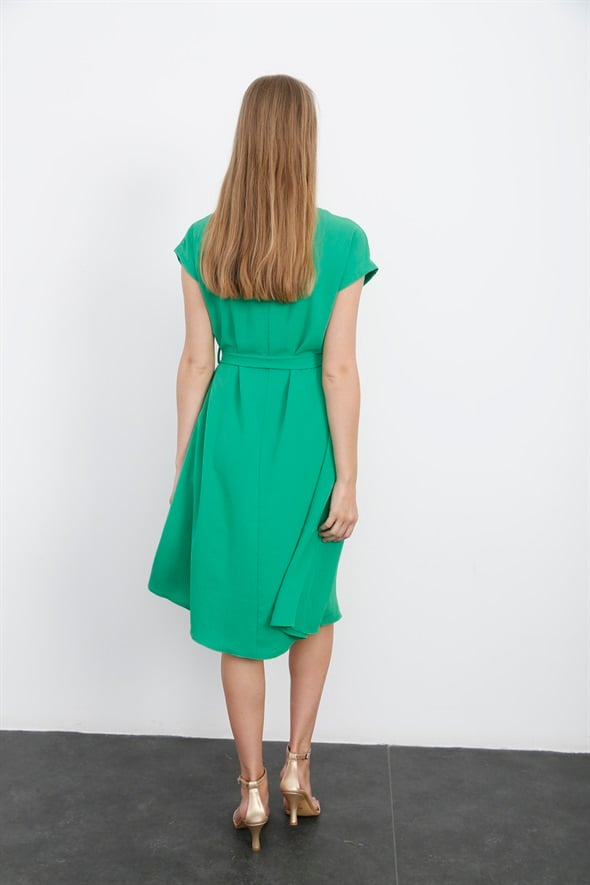 Yeşil V Yaka Kuşaklı Elbise 24837