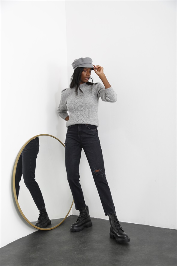 Yıkamalı Siyah Yüksek Bel Yırtıklı Slim Fit Jean 